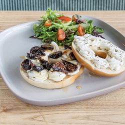 Aquila Bistro & Cafe