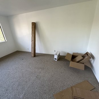 Umars Golden Hands Handyman - Living room painting - Handyman Near Me Umars Golden Hands Handyman - Living room painting - Handyman Near Me