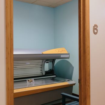 Golden Glow Oasis - Advantage 350 - Tanning Beds Near Me - Racine, Wisconsin Golden Glow Oasis - Advantage 350 - Tanning Beds Near Me - Racine, Wisconsin