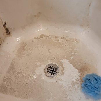 Housepitality Cleaning Services - Working for apartments. After of shower. - Home Cleaning Near Me Housepitality Cleaning Services - Working for apartments. After of shower. - Home Cleaning Near Me