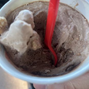 Dairy Queen Ltd Brazier - Mashup blizzard - Ice Cream & Frozen Yogurt Near Me - Aliquippa, Pennsylvania