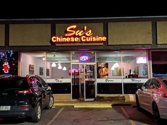 Su's Chinese Cuisine by null