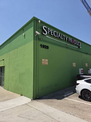 Specialty Produce by null