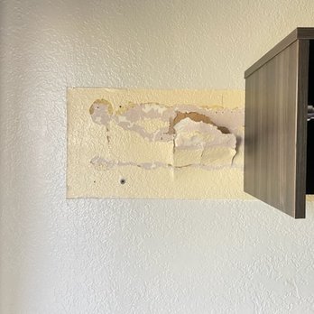 Motel 6 - Hotels Near Me - Newport, Rhode Island