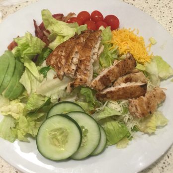 Denny's - Grilled chicken salad with Avocado- low carb - Diners Near Me - Panama City, Florida Denny's - Grilled chicken salad with Avocado- low carb - Diners Near Me - Panama City, Florida