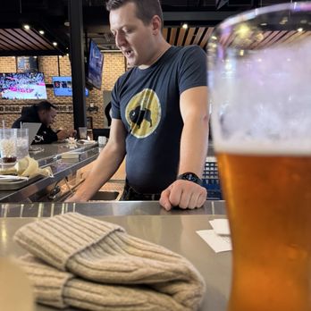 Buffalo Wild Wings - American Near Me - Oceanside, California