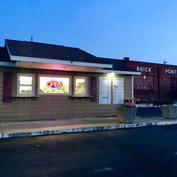 Charlie's Coffee & Cones - outside - Ice Cream & Frozen Yogurt Near Me - Jacksonville, Illinois Charlie's Coffee & Cones - outside - Ice Cream & Frozen Yogurt Near Me - Jacksonville, Illinois