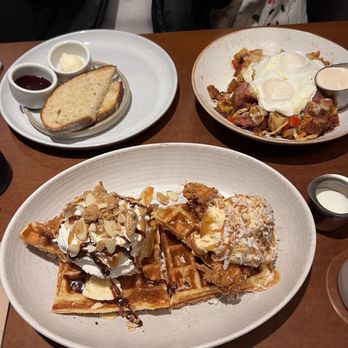 Babica Hen Cafe - Waffle sampler and corned beef hash - Breakfast & Brunch Near Me - Lake Oswego, Oregon