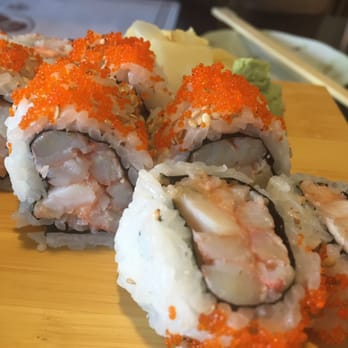 Ginza - Red trio roll - Sushi Bars Near Me - Bellevue, Washington