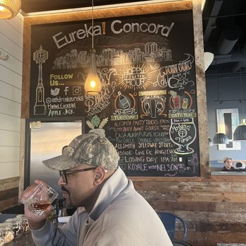Eureka! - Inside - American Near Me - Concord, California