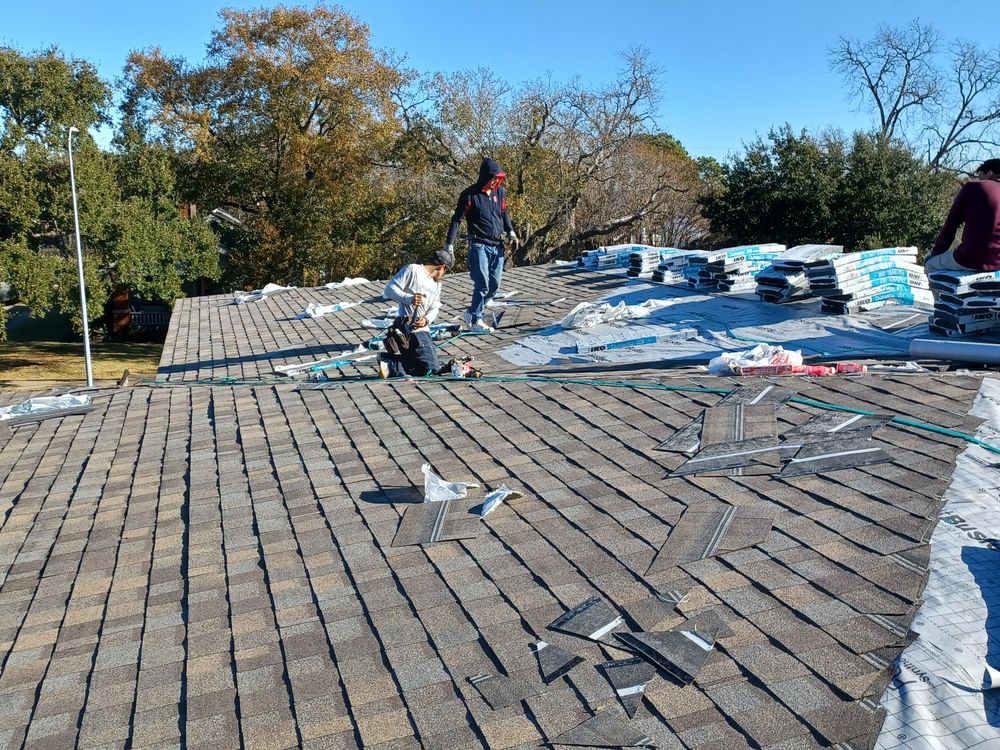 Slide of Jorge O&G Roofing and Construction