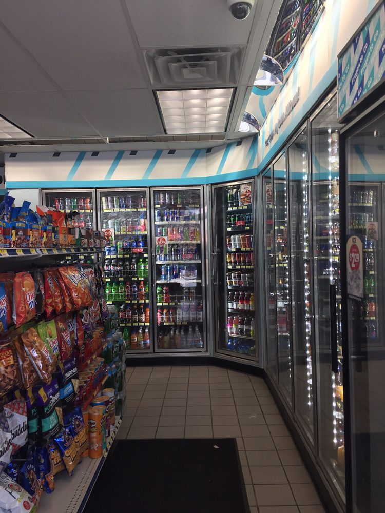 MOBIL MART & CAR WASH Updated September 2024 272 Pond St, Ashland, Massachusetts Car Wash