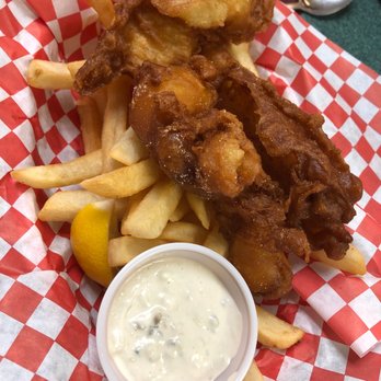 Baldy's Classic American Diner - Fish & Chips Basket - American Near Me - La Vernia, Texas Baldy's Classic American Diner - Fish & Chips Basket - American Near Me - La Vernia, Texas