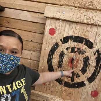 Stumpy's Hatchet House - Fairfield - Axe Throwing Near Me - Fairfield, New Jersey