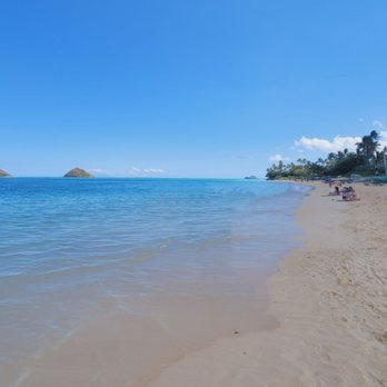 Lanikai Beach - Lanikai Beach - right side (if your facing the ocean) - Beaches Near Me - Kailua, Hawaii Lanikai Beach - Lanikai Beach - right side (if your facing the ocean) - Beaches Near Me - Kailua, Hawaii