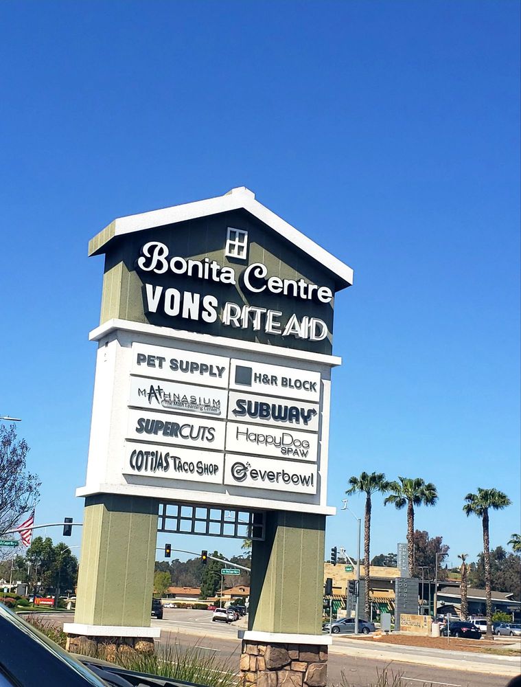 BONITA CENTRE EAST PLAZA Updated August 2024 4500 Bonita Rd, Bonita