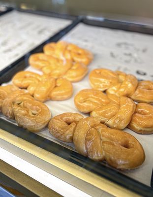 Goldie’s Donuts & Bakery by null