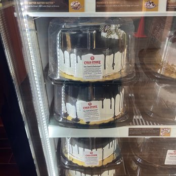 Cold Stone Creamery - Got my birthday cake! - Ice Cream & Frozen Yogurt Near Me - Riverside, California