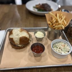 Firestone's - Smash burger with truffle fries