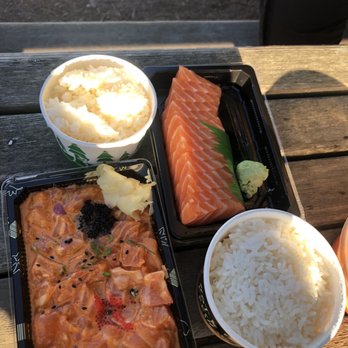 Basa Seafood Express - Spicy salmon poke and salmon sashimi - Seafood Near Me - San Francisco, California