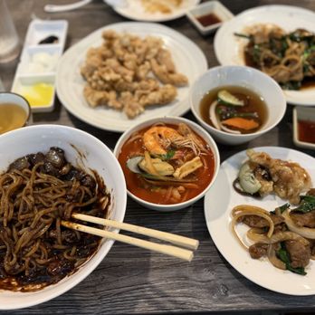 Hong Yeon - Lunch specials - Chinese Near Me - Honolulu, Hawaii