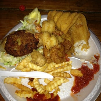 StingRay's Seafood - half eaten fisherman's platter - Seafood Near Me - Tybee Island, Georgia StingRay's Seafood - half eaten fisherman's platter - Seafood Near Me - Tybee Island, Georgia
