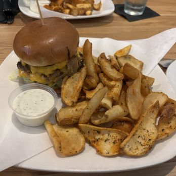 The Break - Smash burger - Sports Bars Near Me - Pismo Beach, California The Break - Smash burger - Sports Bars Near Me - Pismo Beach, California