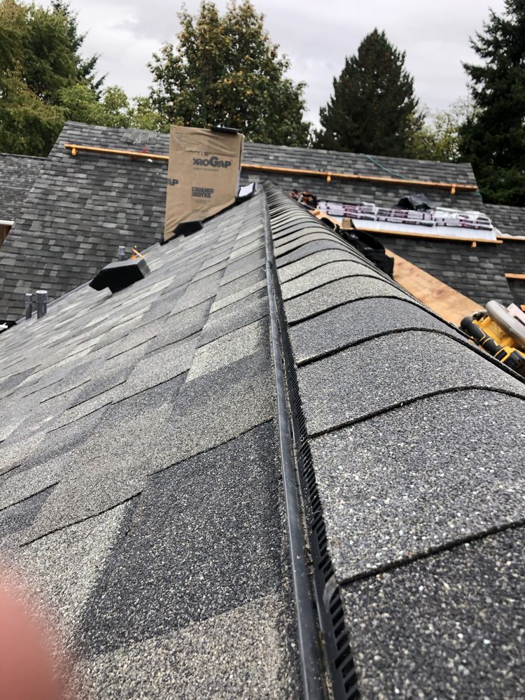 Slide of 916 Roofing