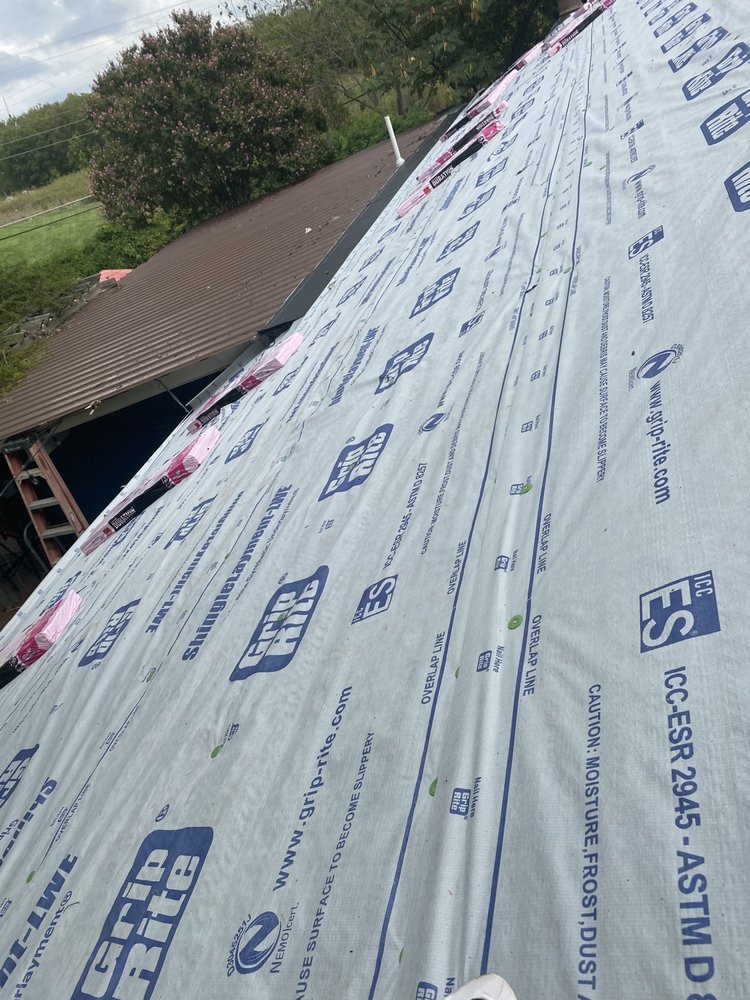 Slide of Roof Tech Dfw