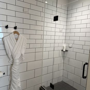 21c Museum Hotel Cincinnati - Hotels Near Me - Cincinnati, Ohio