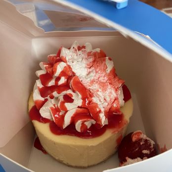 Cakes By Jeff The Chef - Strawberry cheesecake - Desserts Near Me - Sacramento, California