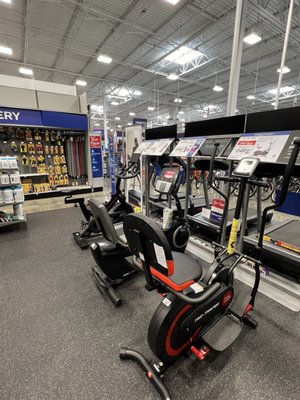 Academy Sports + Outdoors by null