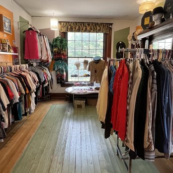 The Nitty Gritty - Interior - Used, Vintage & Consignment Near Me - Louisville, Kentucky The Nitty Gritty - Interior - Used, Vintage & Consignment Near Me - Louisville, Kentucky