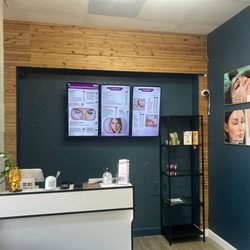 Essenz Beauty - Reception area