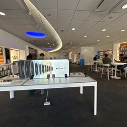 AT&T Store