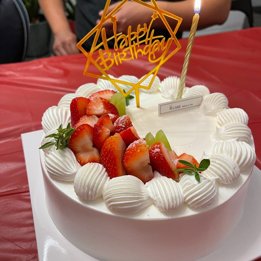 L'AMI Bakery & Cafe - Bakeries Near Me - Jericho, New York