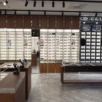 LensCrafters - Eyewear & Opticians Near Me - Norfolk, Virginia LensCrafters - Eyewear & Opticians Near Me - Norfolk, Virginia