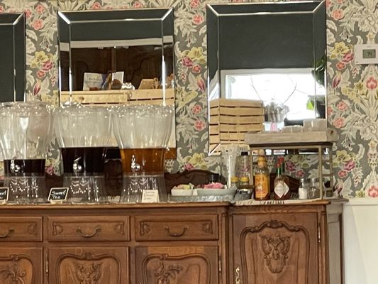 Heirloom Cafe & Market by null