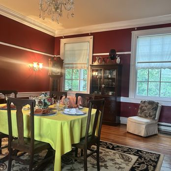 Resting Willow Farm - Vacation Rentals Near Me - Ruckersville, Virginia Resting Willow Farm - Vacation Rentals Near Me - Ruckersville, Virginia