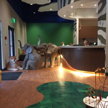 Agave Pediatrics - Deer Valley - Waiting room - Pediatricians Near Me - Glendale, Arizona