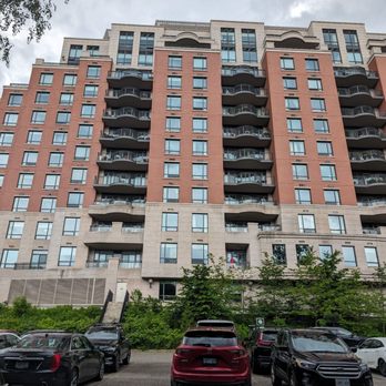 Precise Park Link - Parking lot and condo-apartment building from where I'm parked - Parking Near Me - Toronto, Ontario Precise Park Link - Parking lot and condo-apartment building from where I'm parked - Parking Near Me - Toronto, Ontario