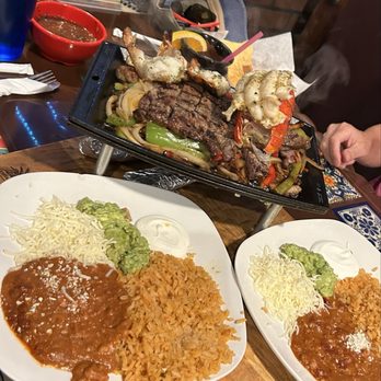 El Agave Taqueria - Special Fajitas for two dinner - Mexican Near Me - Auburn, California