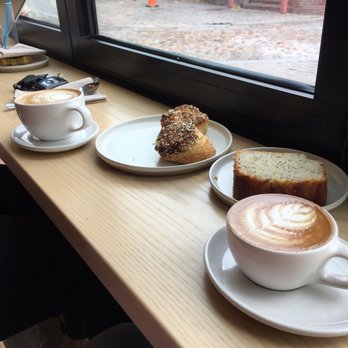 Blue Bottle Coffee - Georgetown - Soy cappuccino, latte, cheese scone and poppy seed bread - Coffee & Tea Near Me - Washington, DC, District of Columbia