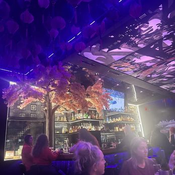 Ten Sushi - Sushi Bars Near Me - Houston, Texas
