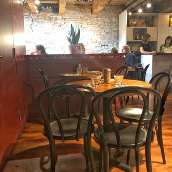 Clementine - beautiful sunlit cafe. - Cafes Near Me - Winnipeg, Manitoba