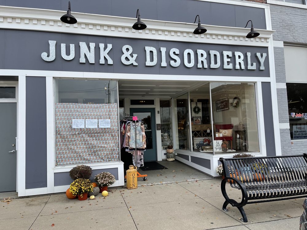 Junk&Disorderly Logo