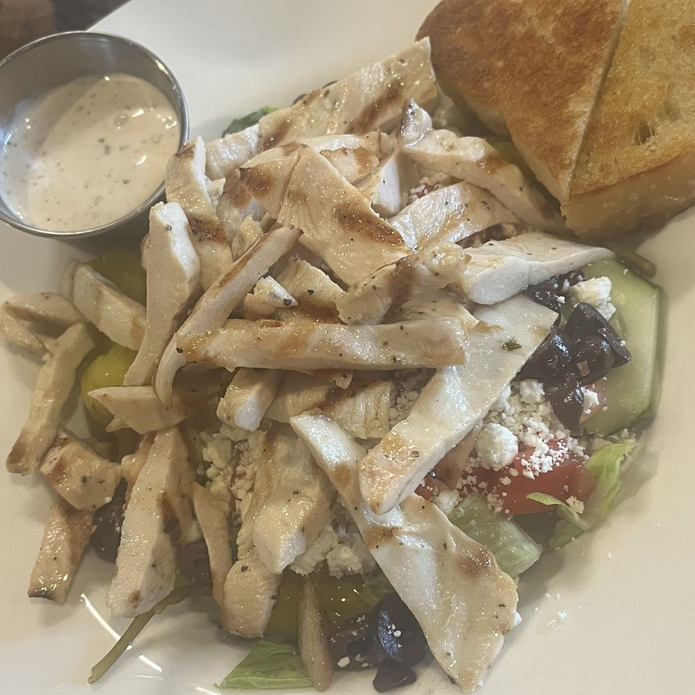 Amici Brick Oven Pizza - Greek Salad - Pizza Near Me - West Palm Beach, Florida