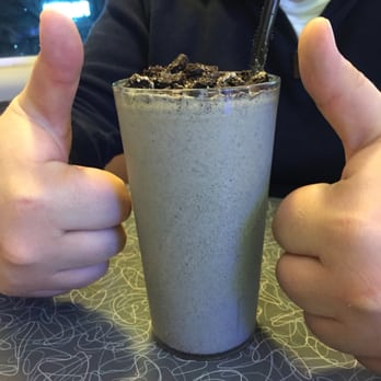 Lake Effect Diner - Oreo Mint Milkshake - Diners Near Me - Buffalo, New York