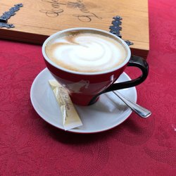 Cafe Lauben - Einen Cappuccino mit Café Lauben Zucker.