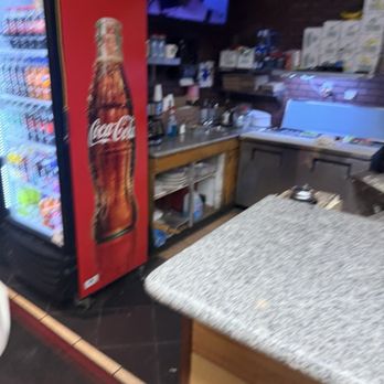 Seniore's Pizza - Pizza Near Me - San Mateo, California